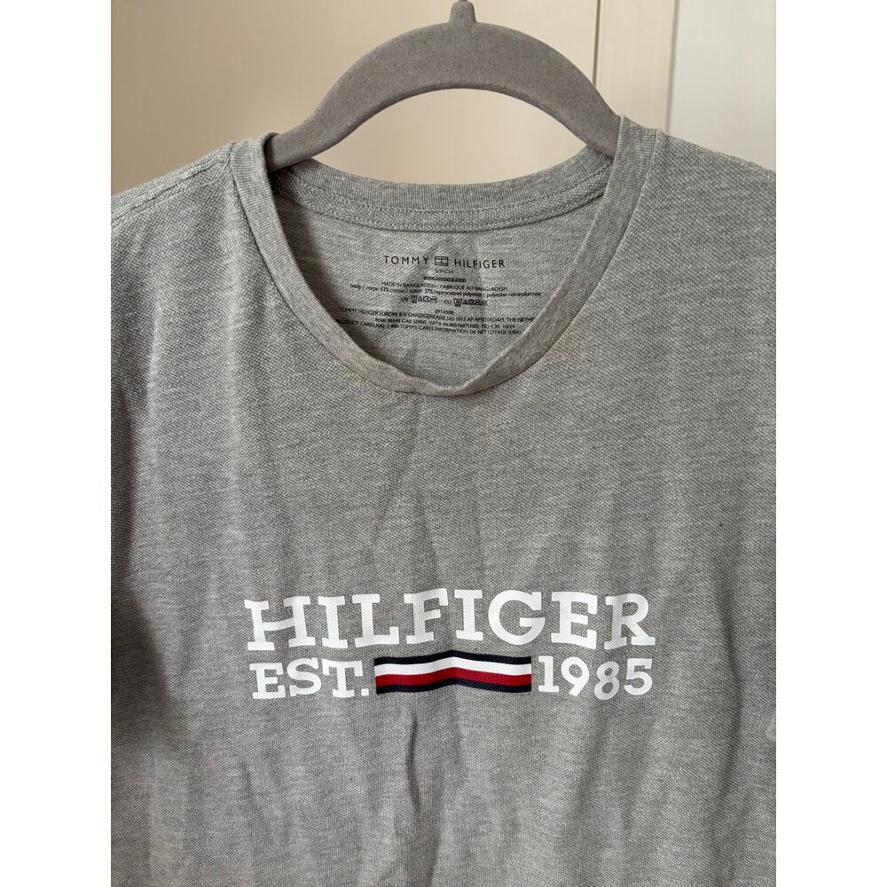 Tommy Hilfiger Gray Logo T Shirt Mens XL Short Sleeve Crew Neck Casual Tee - Picture 5 of 6